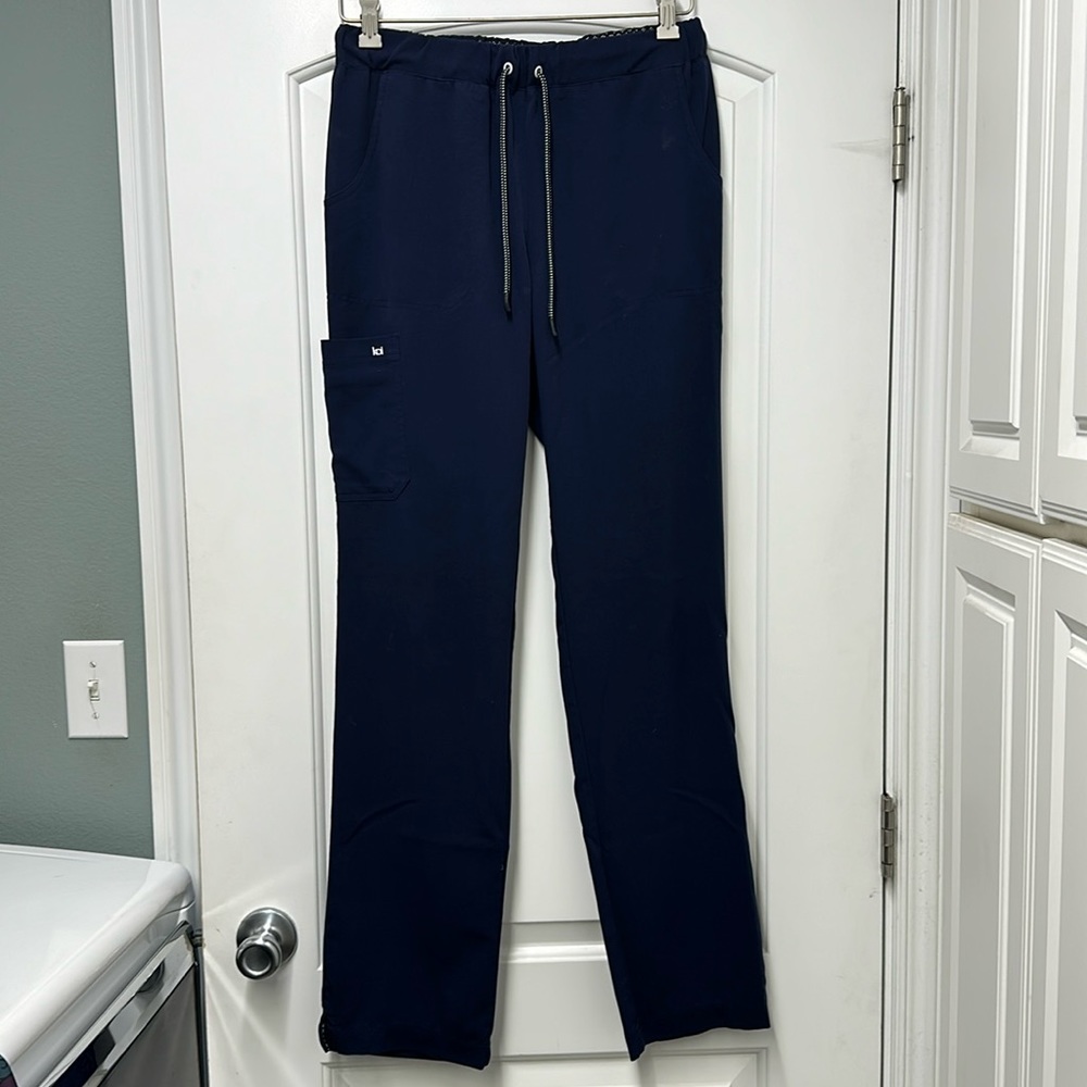 Koi NEXT Gen scrub bottoms, size S tall